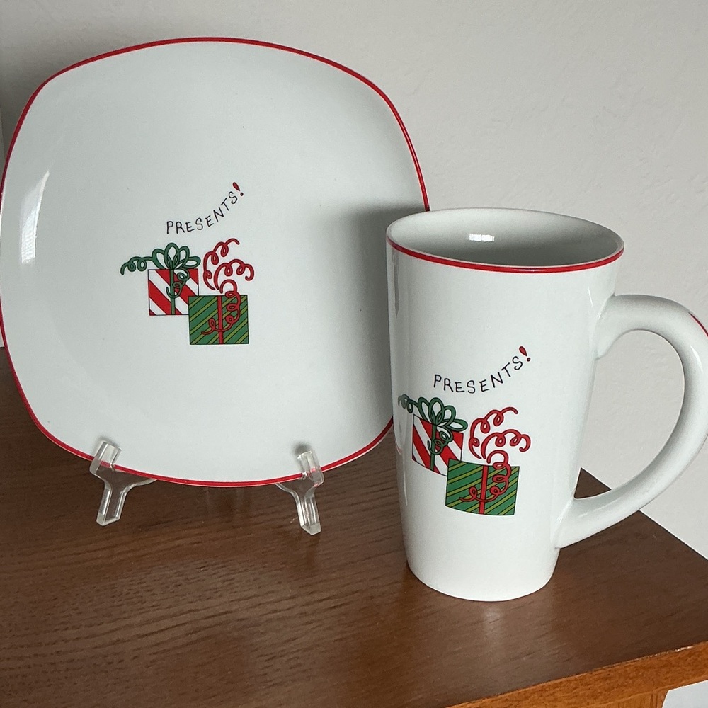 Fitz and Floyd Holiday Plate and Mug Set with Presents Design